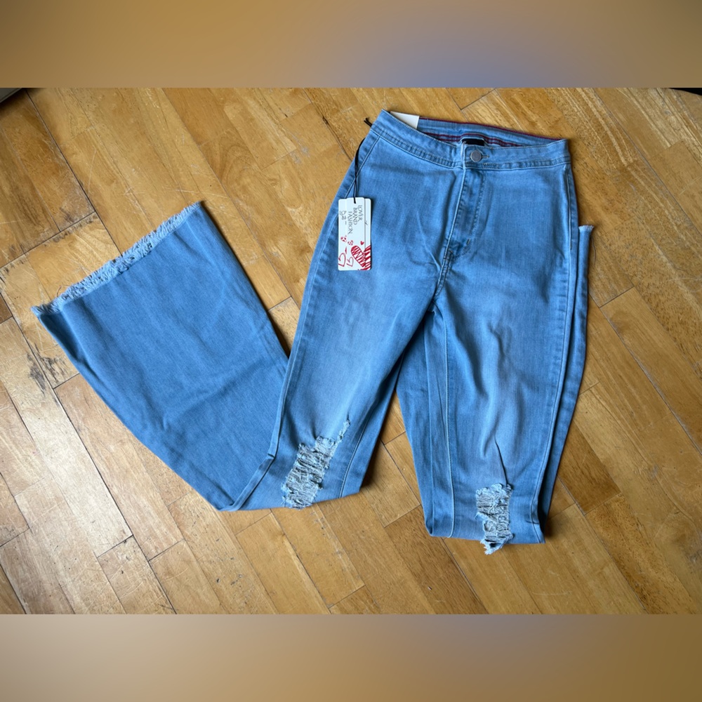 Lover Brand Fashion Light Blue Distressed Wide-Leg Jeans